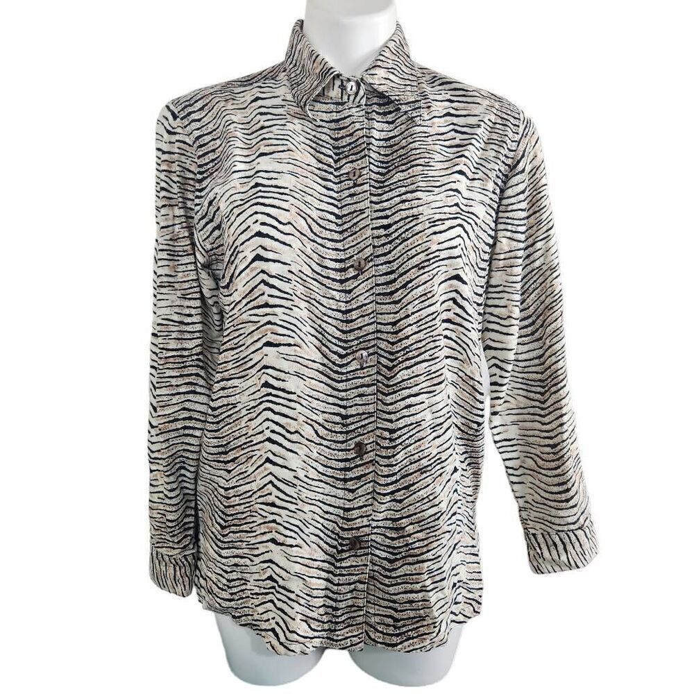Erin London silk zebra button front long sleeve shirt Petite small
